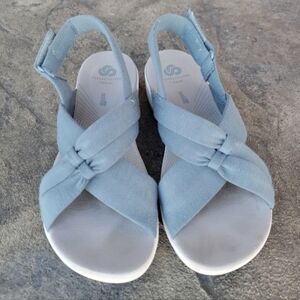 Cloudsteppers by Clark Womens Slate Adjustable Velcro Heel Slingback San…